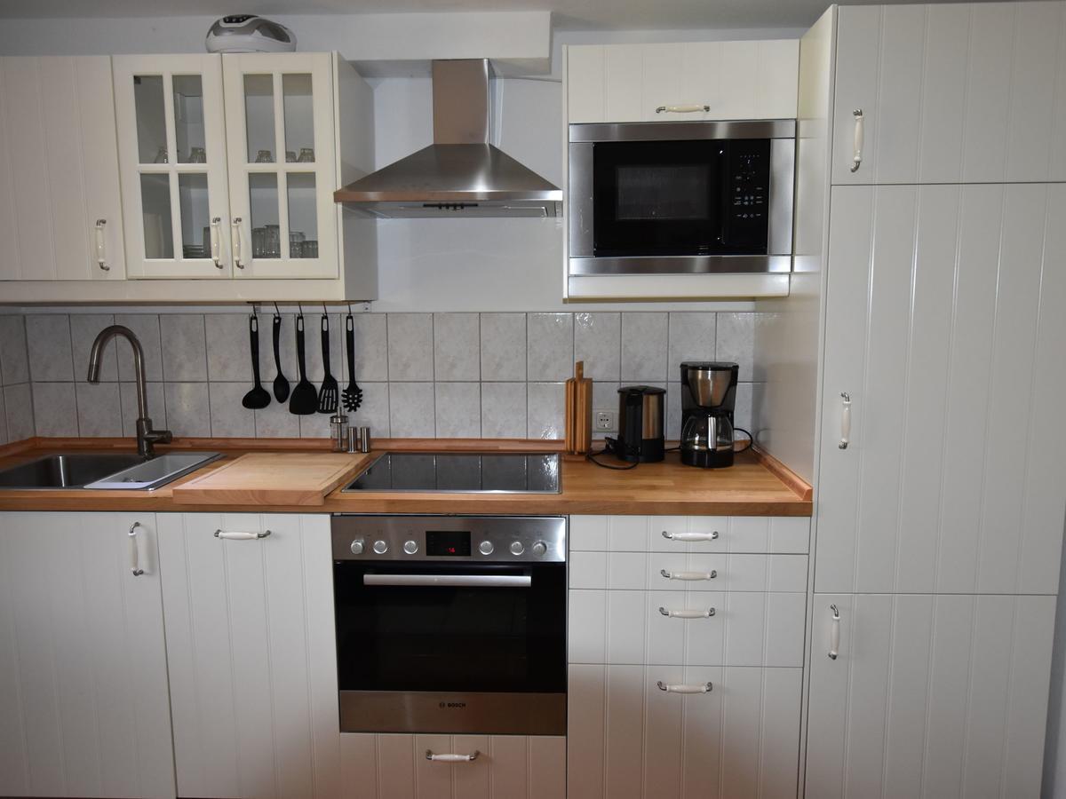 Apartment In Robertsdorf With Garden, Terrace, Barbecue Blowatz Eksteriør billede
